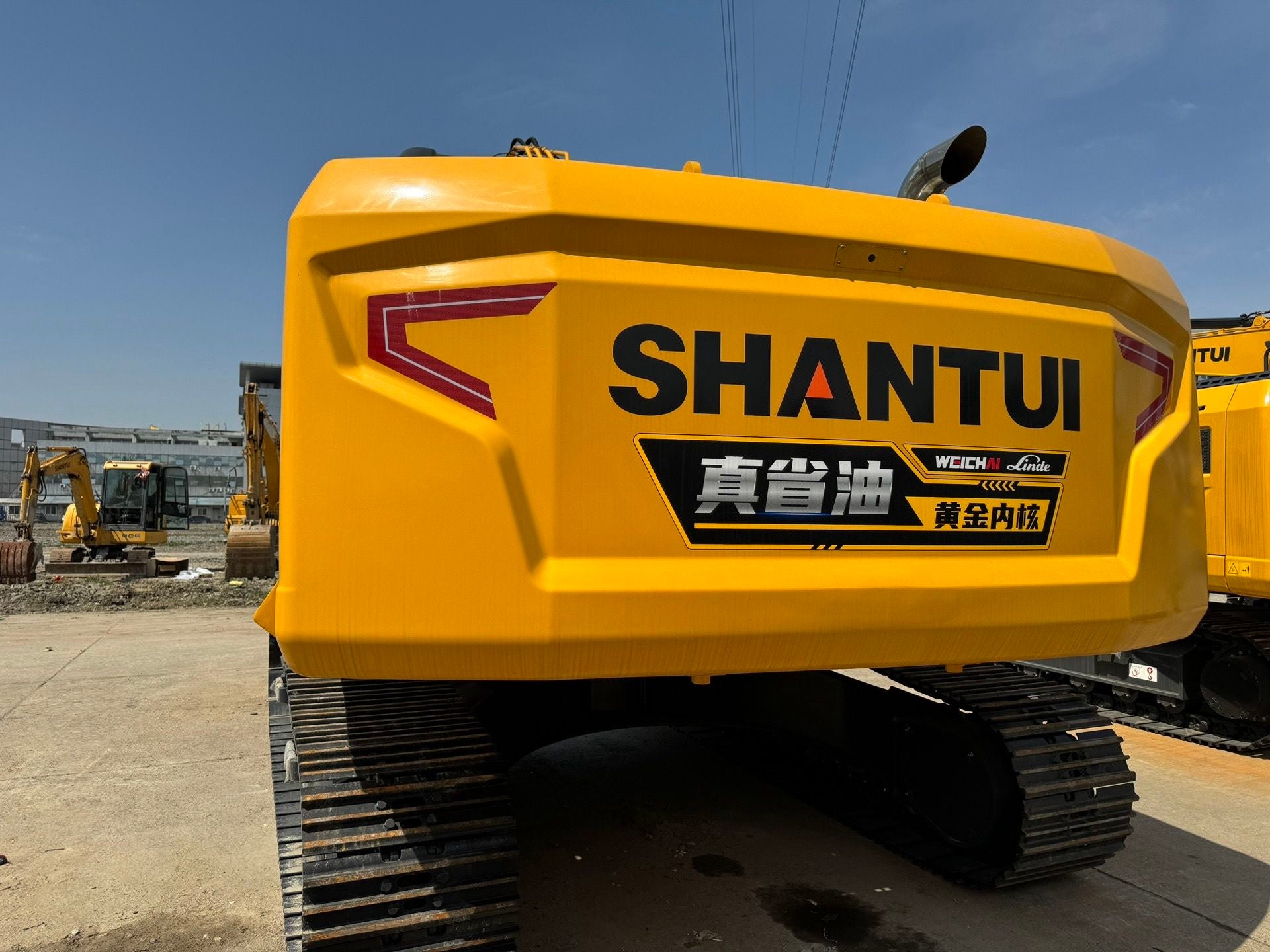 New Shantui SE260LC Excavator for Sale detail view