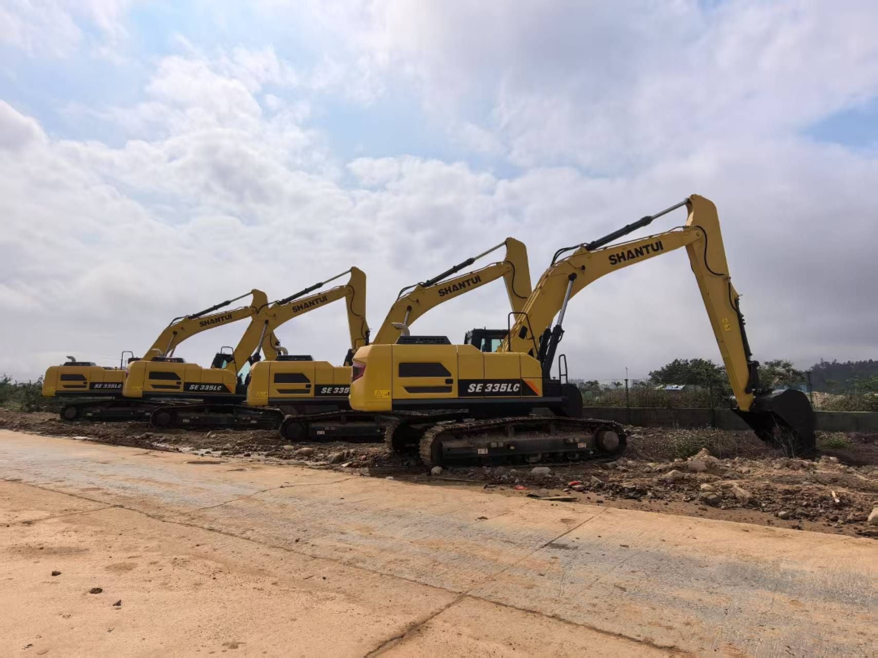 New Shantui SE335LC Excavator for Sale detail view