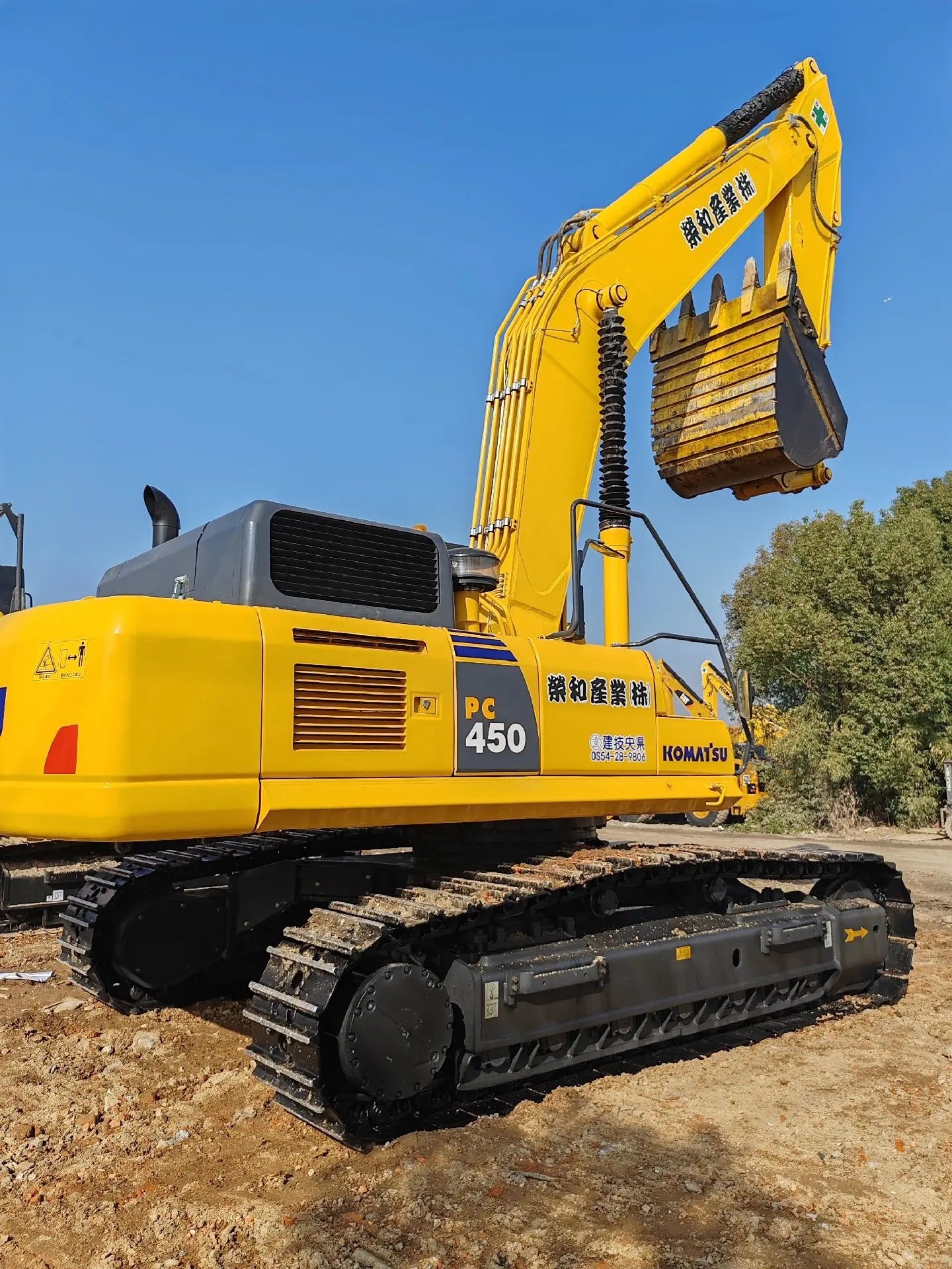 USED KOMATSU PC450-8