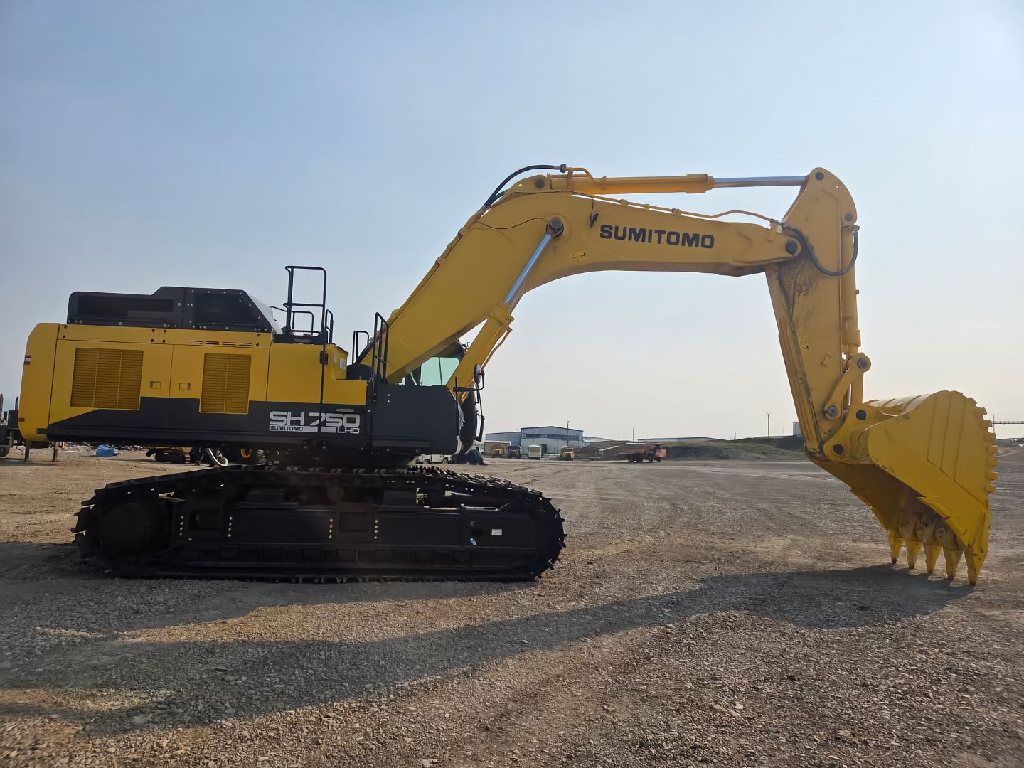 New Sumitomo SH750LHD-7 Excavator for Sale detail view
