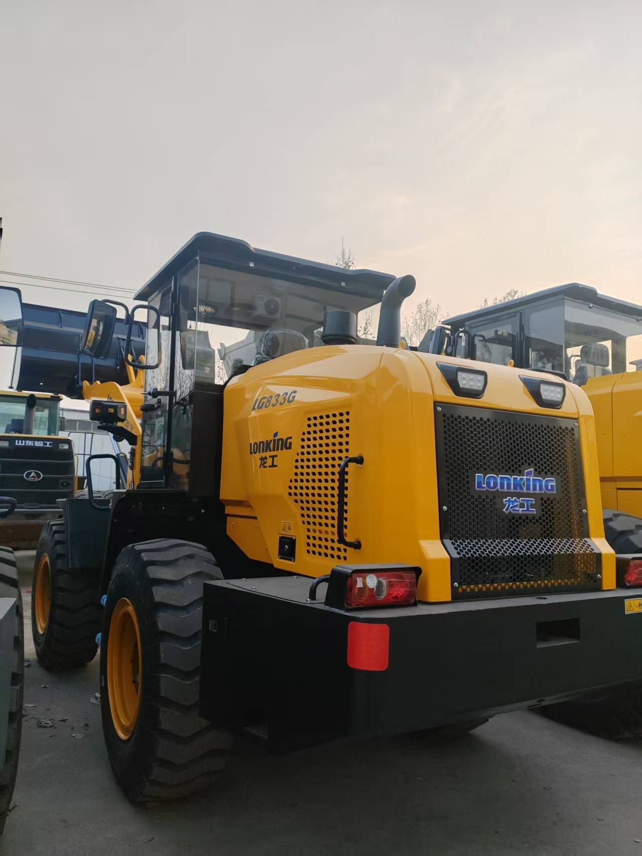 New Lonking LG833G Wheel Loader for Sale detail view