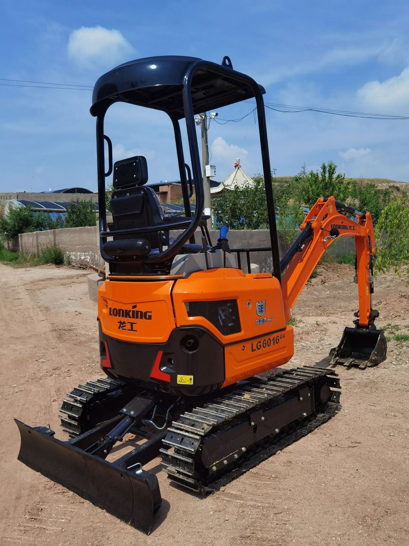 New Lonking LG6016 Bulldozer for Sale detail view