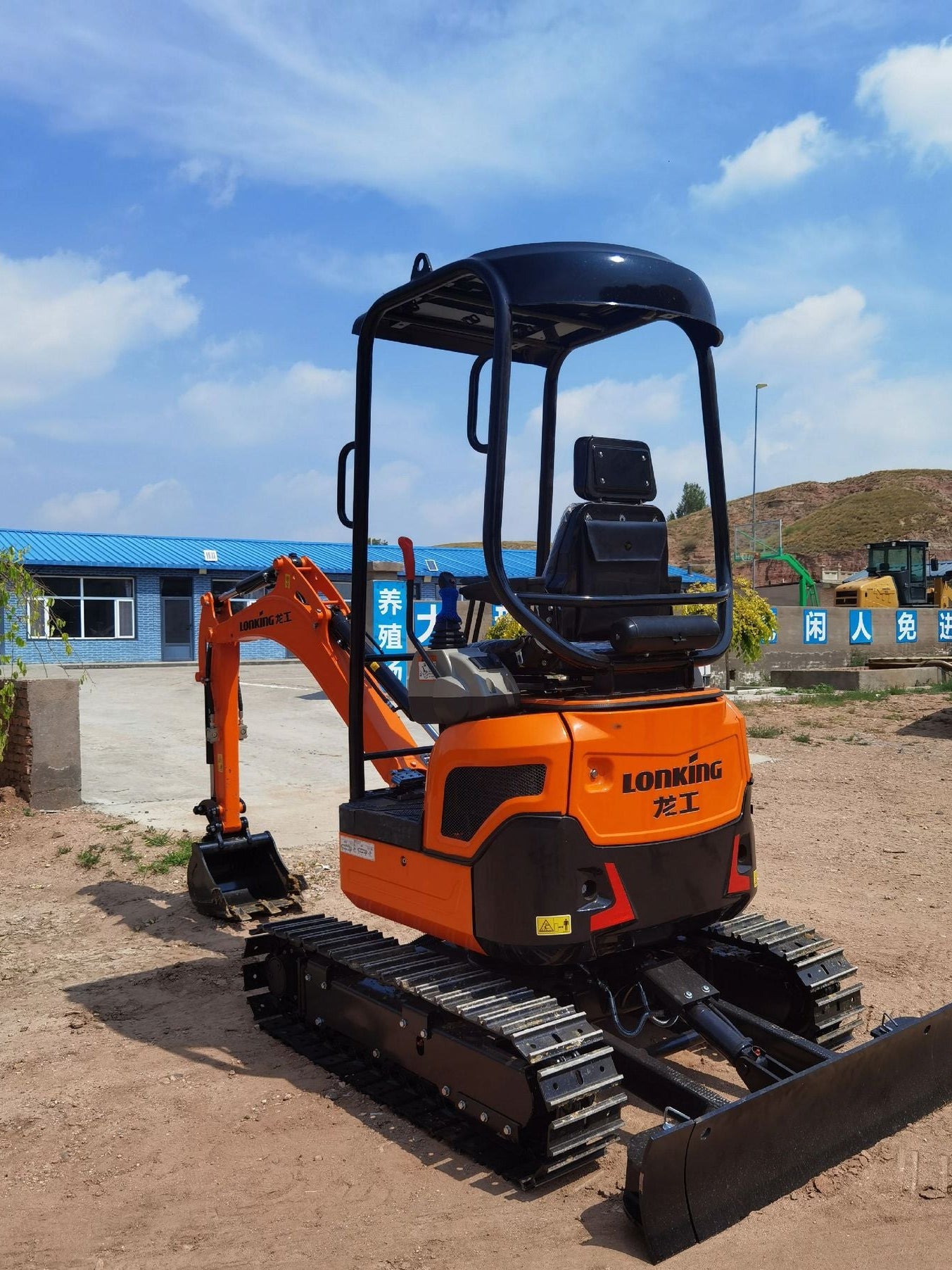 New Lonking LG6016 Bulldozer for Sale detail view