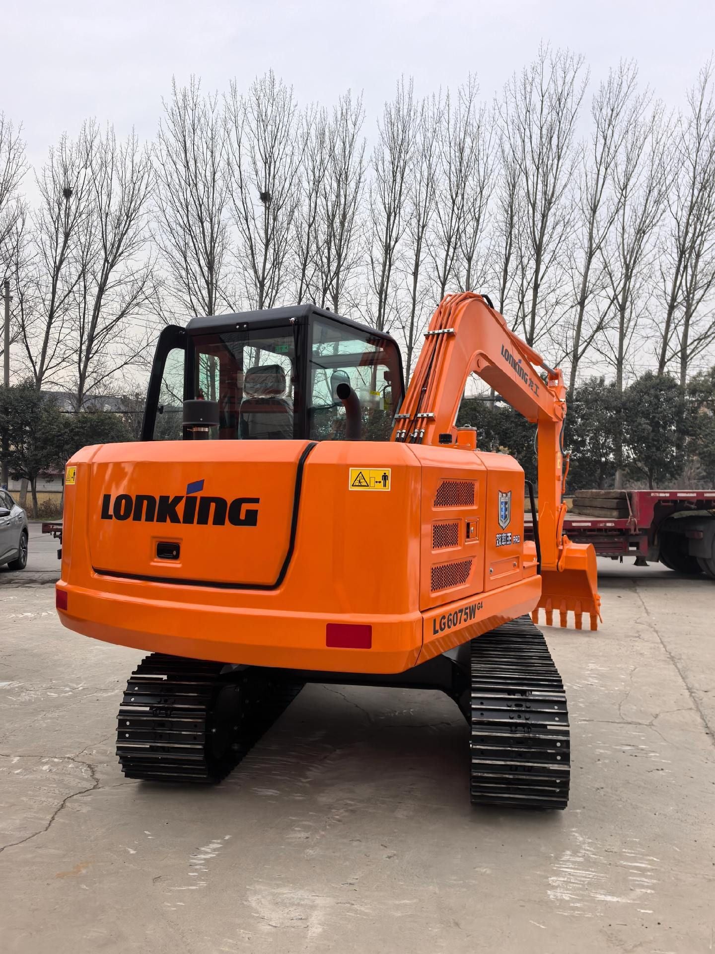 New Lonking LG6075 Excavator for Sale rear side view