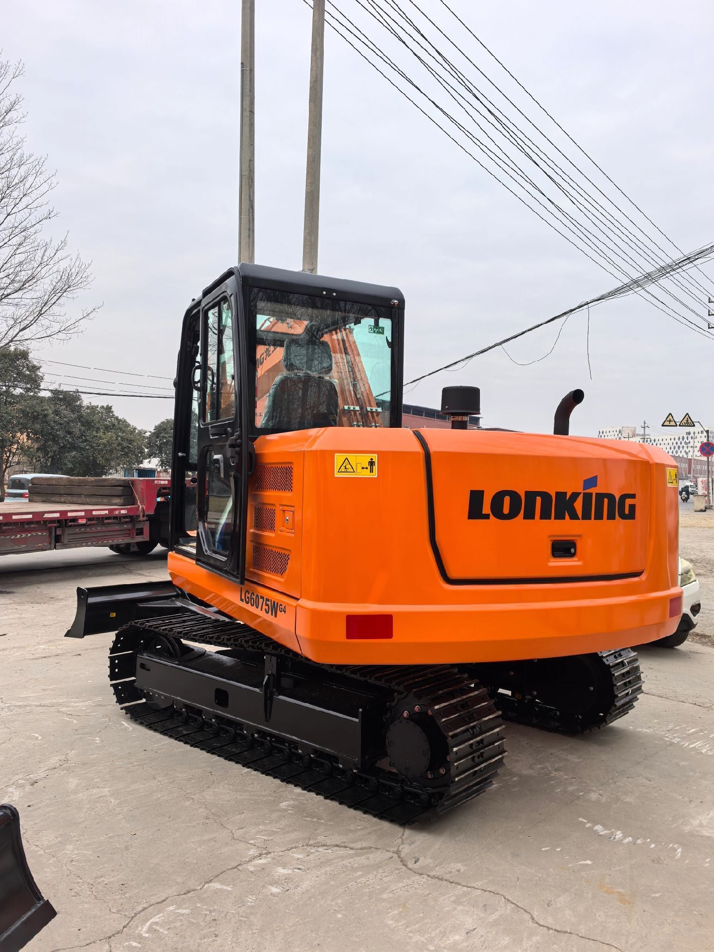 New Lonking LG6075 Excavator for Sale front view