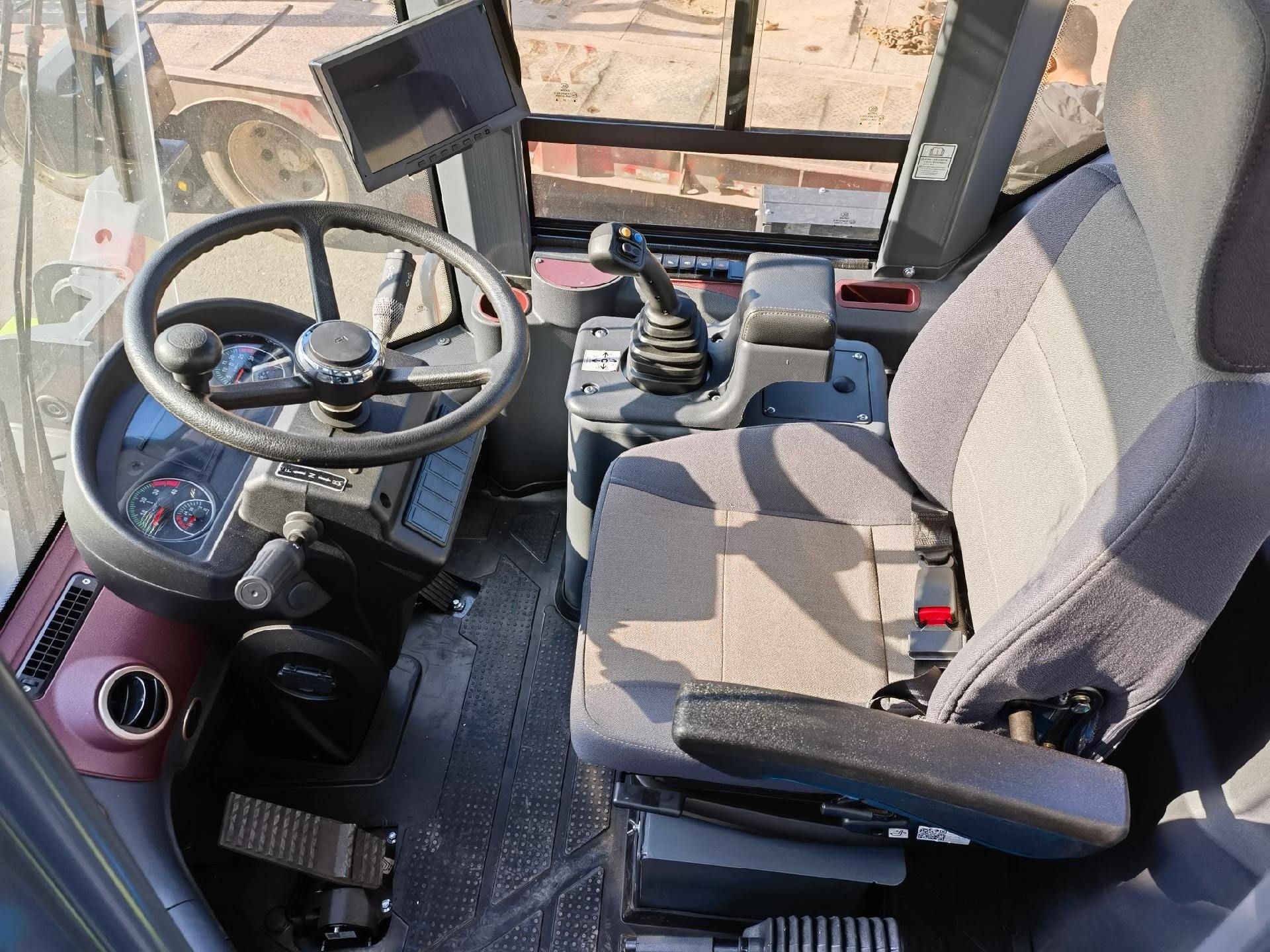New Lonking LG833H-E Wheel Loader for Sale detail view