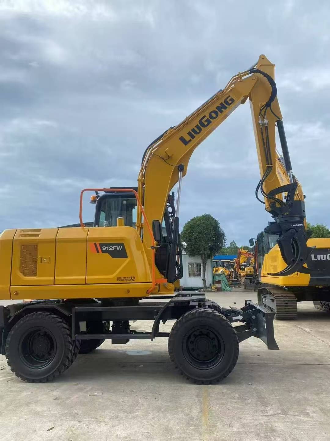 New Liugong 912FW Excavator for Sale front view