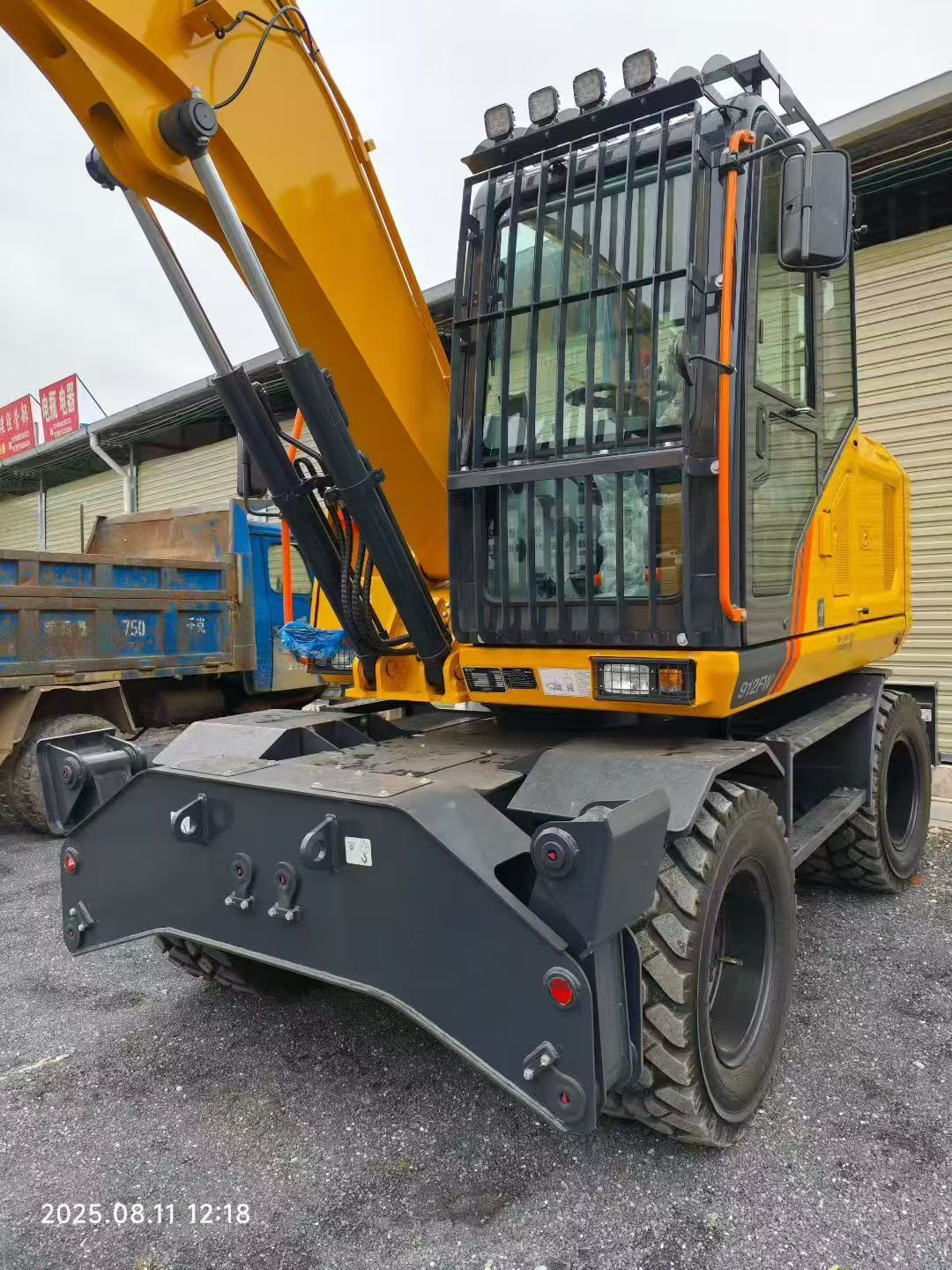 New Liugong 912FW Excavator for Sale detail view