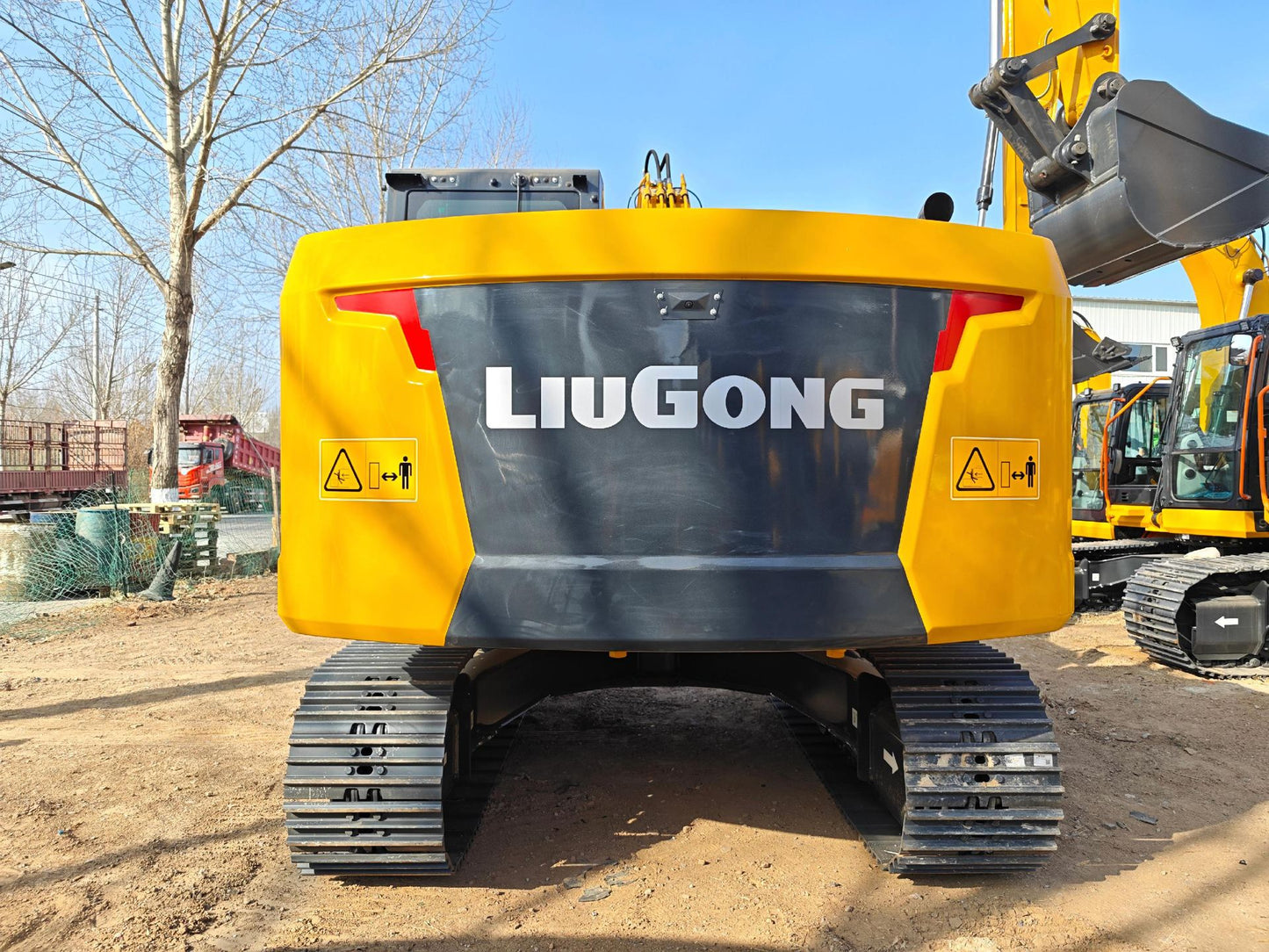 New Liugong 913F Excavator for Sale front view