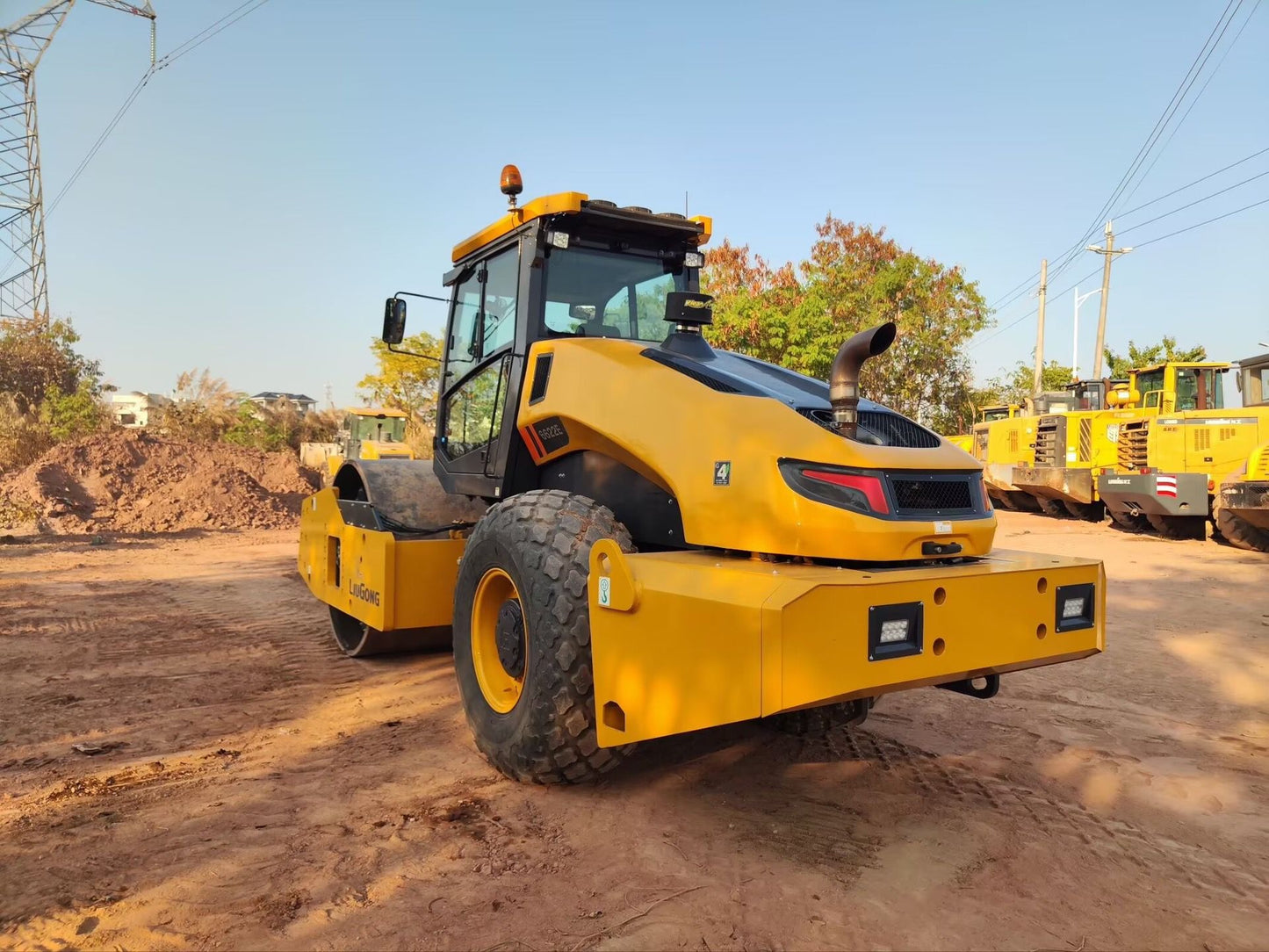 New Liugong 6622EG4 SINGLE-DRIVE Road Roller for Sale detail view