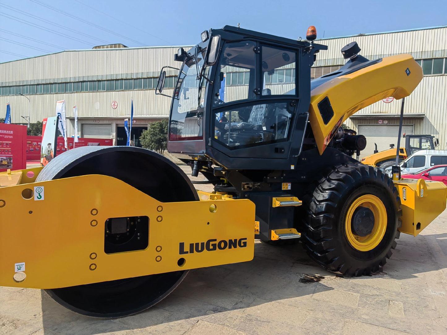 New Liugong 6114EG4 Road Roller for Sale detail view