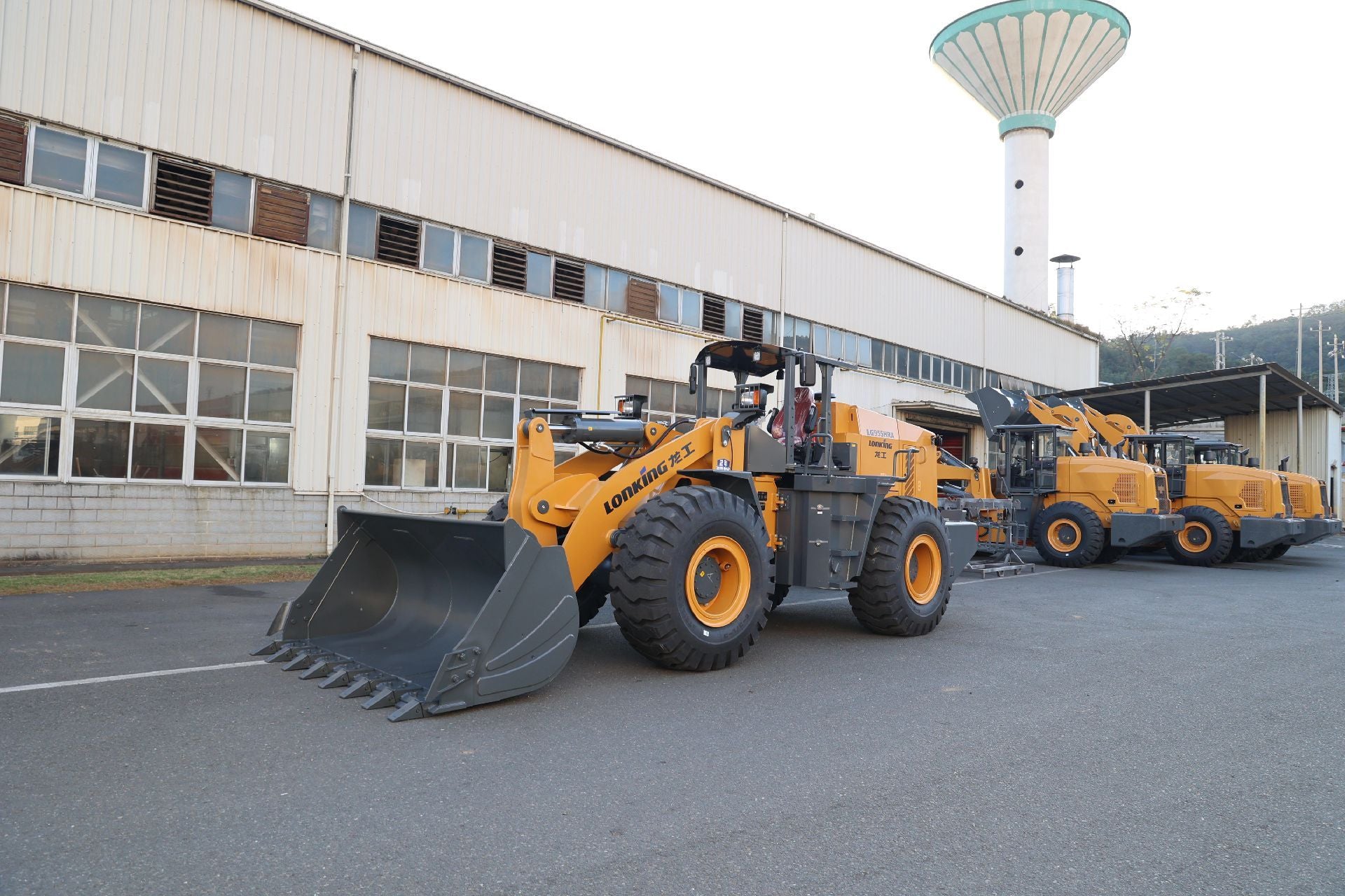 New Lonking LG955HRA Wheel Loader for Sale detail view