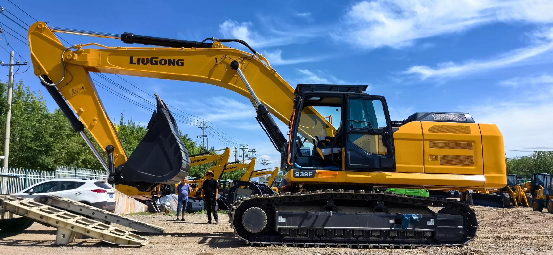 New Liugong 939FMAX+ Excavator for Sale rear side view