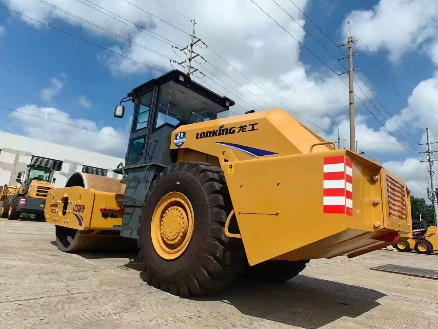 New Lonking LG526SH Road Roller for Sale front view