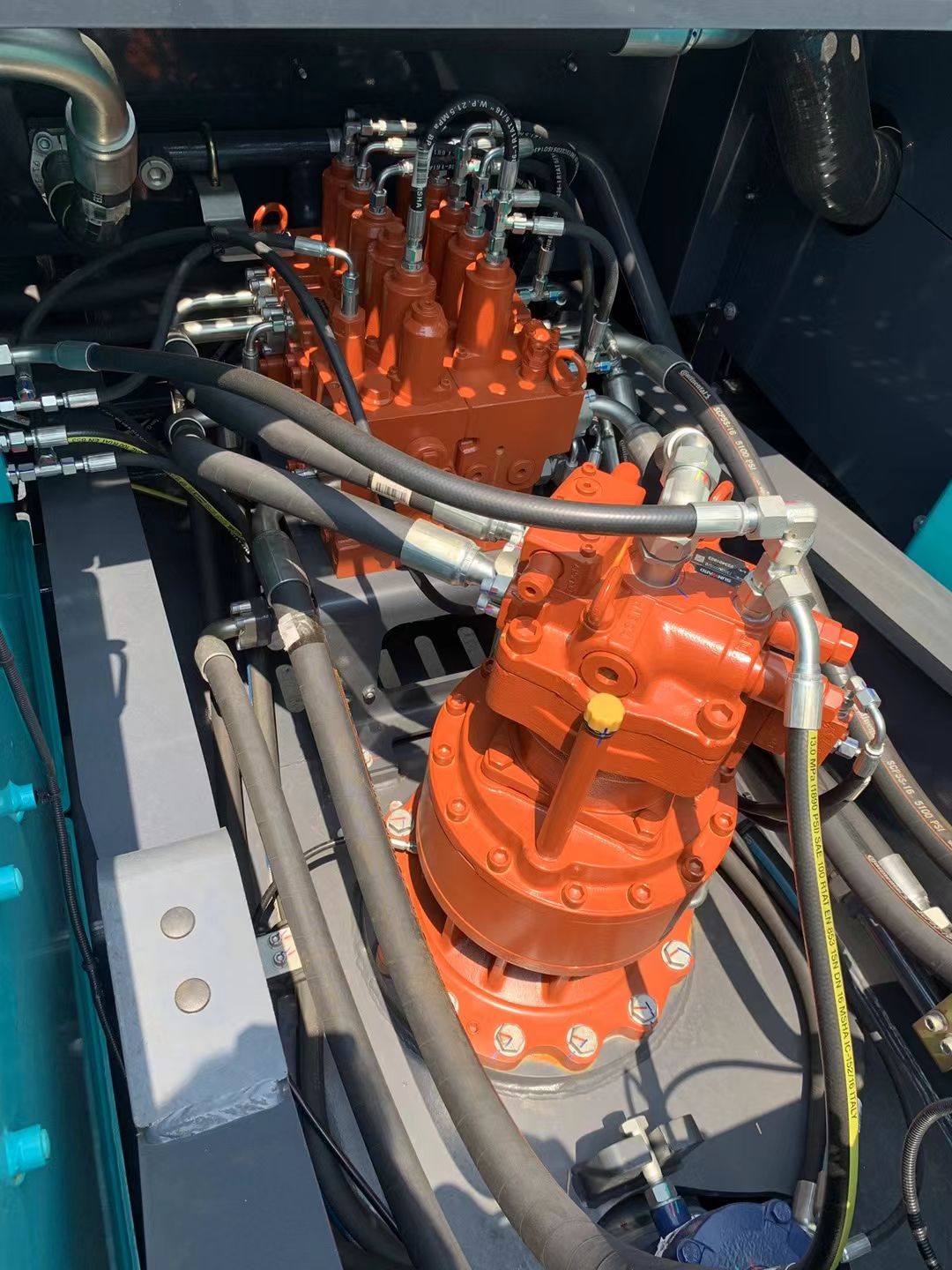 New Sunward SWE265F Excavator for Sale detail view