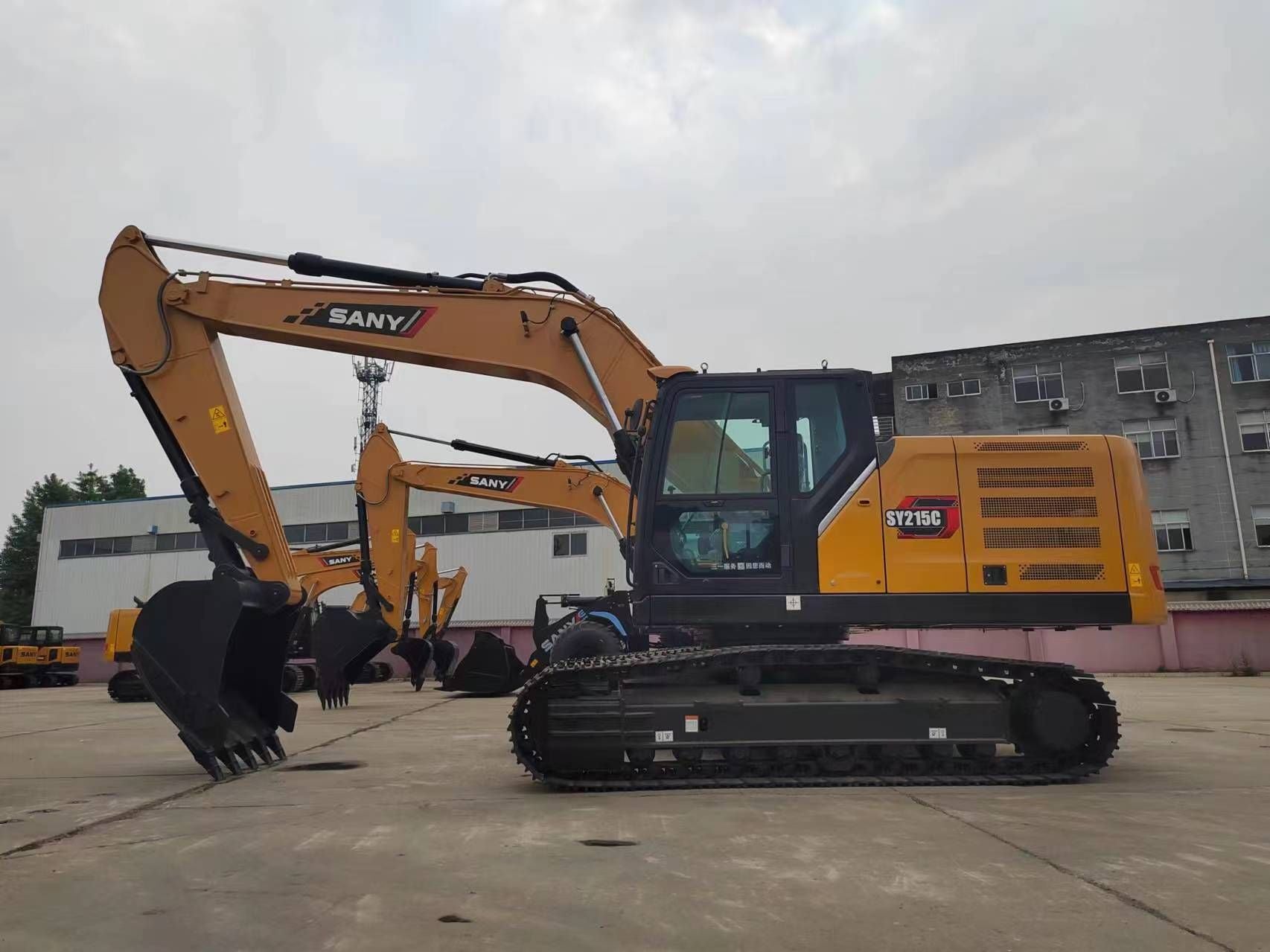 New Sany SY215C-S Excavator for Sale detail view