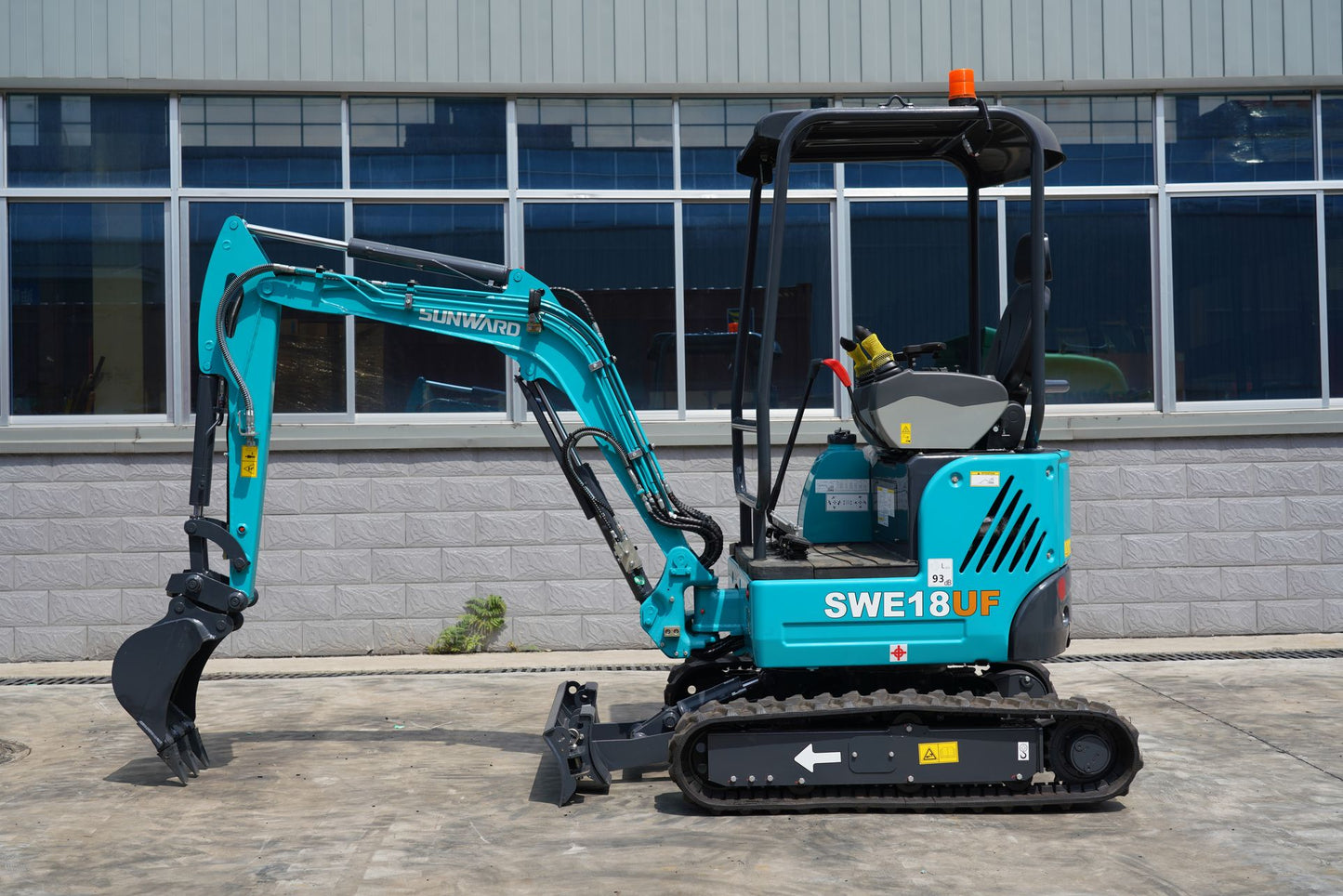 New Sunward SWE18UF Excavator for Sale front view