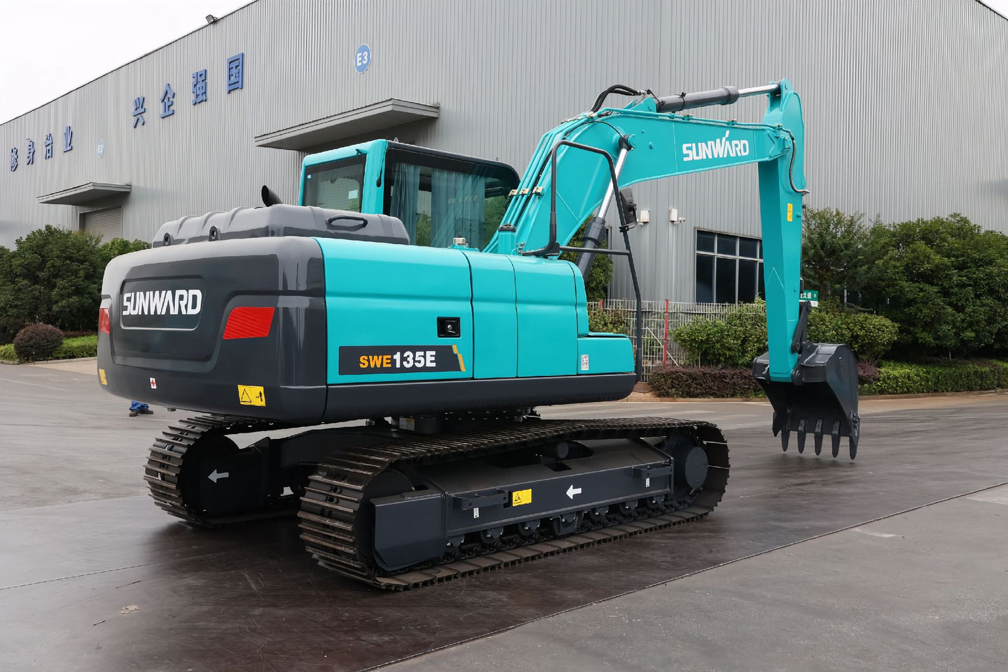 New Sunward SWE135E Excavator for Sale front view