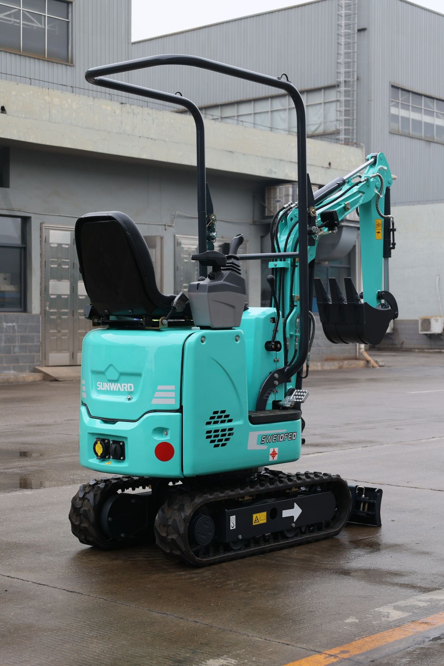 New Sunward SWE10FE Excavator for Sale rear side view