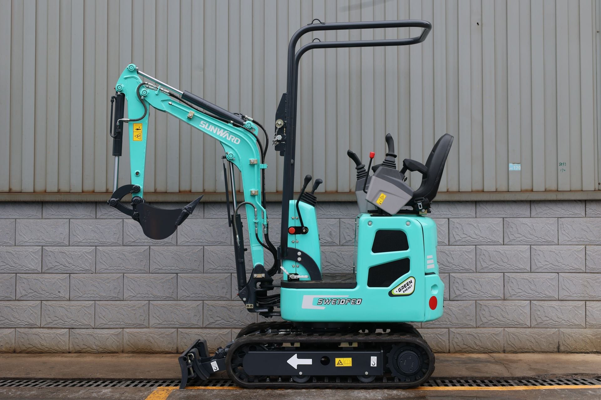 New Sunward SWE10FE Excavator for Sale front view