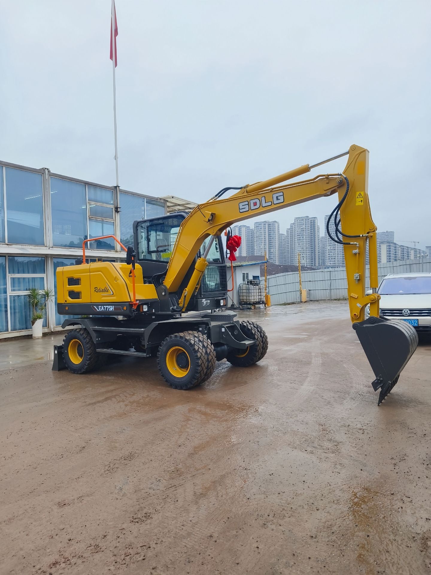 New Sdlg EA775H Excavator for Sale detail view