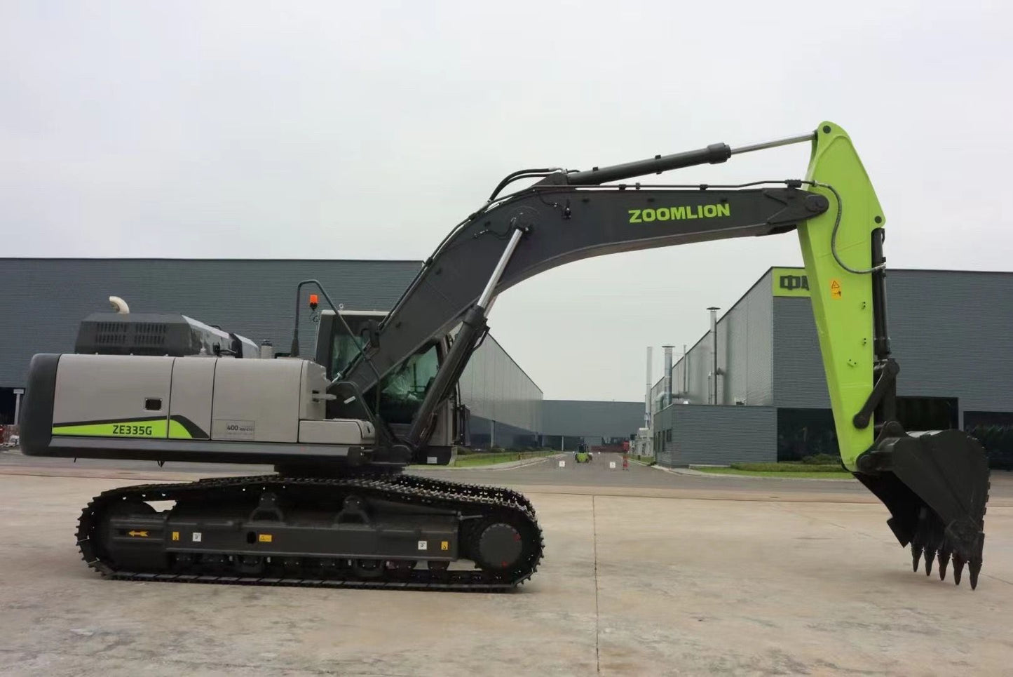 New Zoomlion ZE335G Excavator for Sale front view