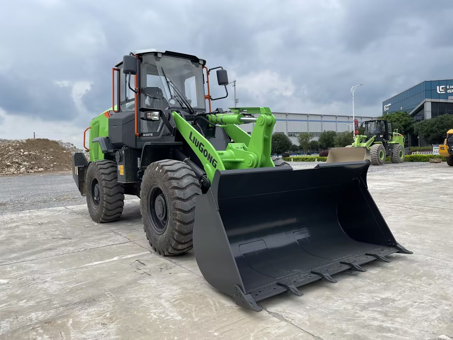 New Liugong 835TE Wheel Loader for Sale detail view