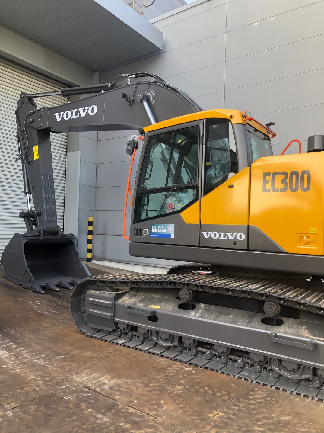New Volvo EC300 Excavator for Sale detail view