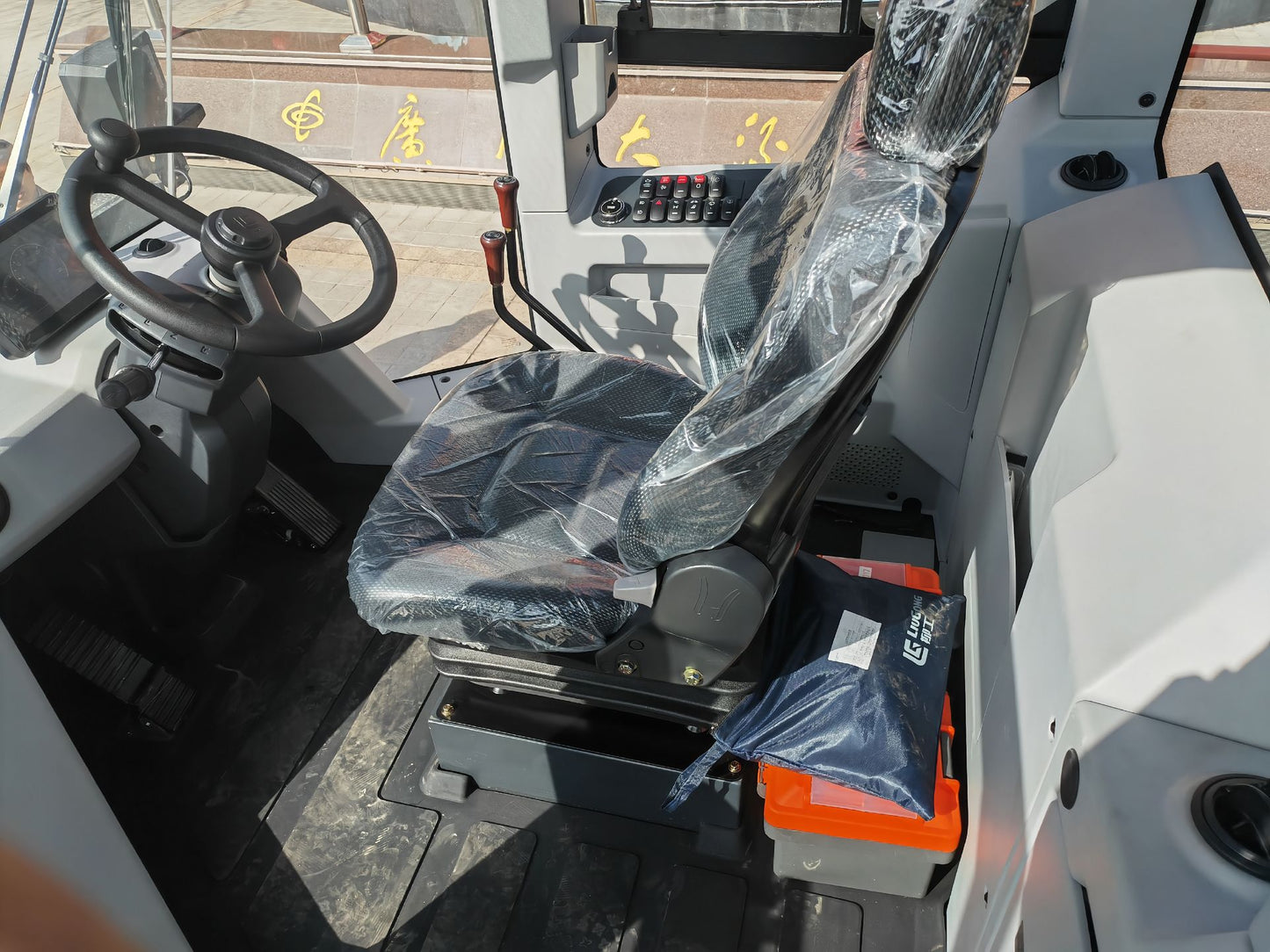 New Liugong 855T Wheel Loader for Sale detail view