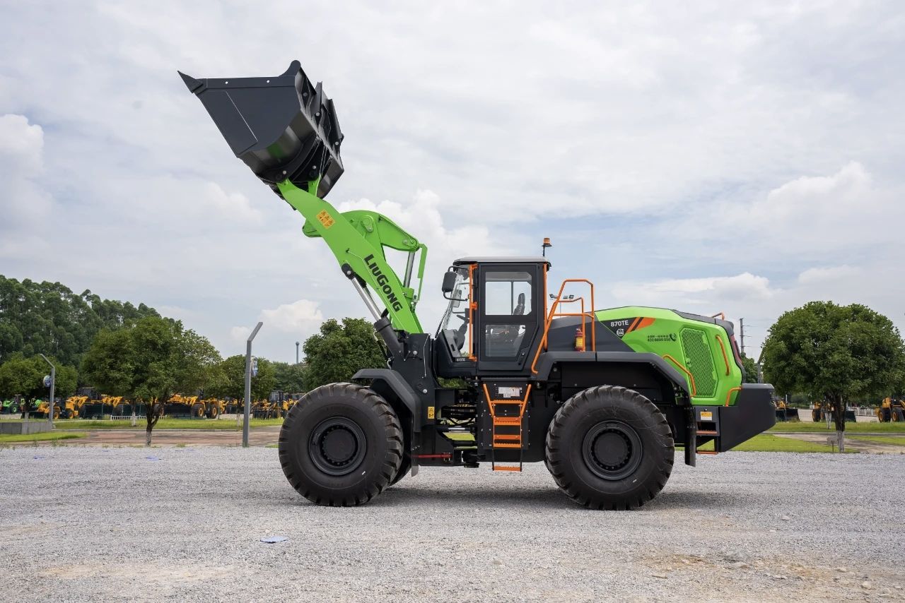 New Liugong 870TE Wheel Loader for Sale rear side view