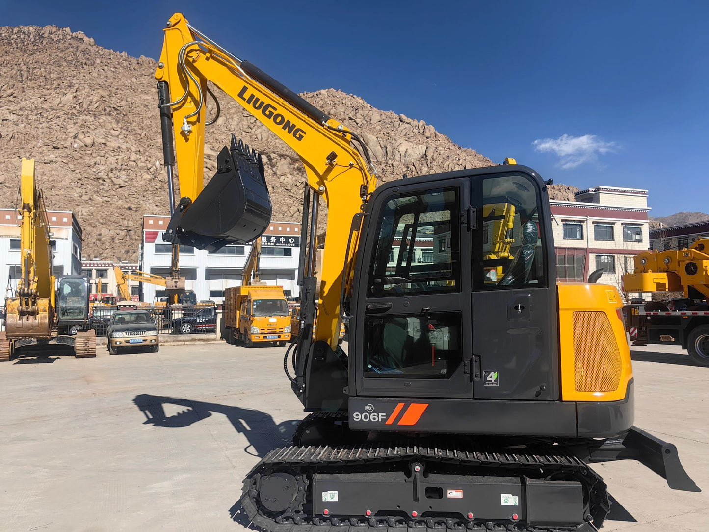 New Liugong 906F Excavator for Sale rear side view