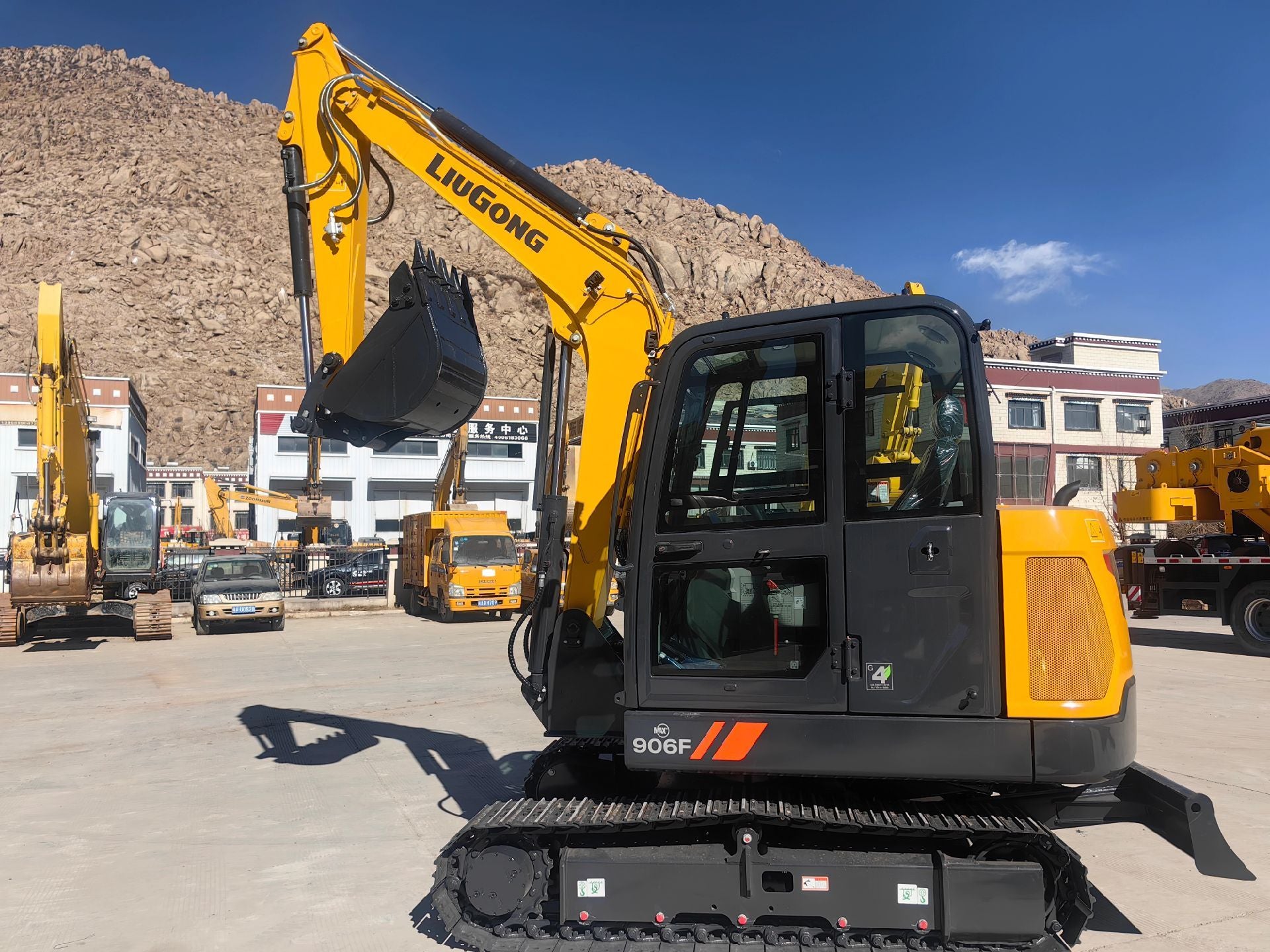 New Liugong 906F Excavator for Sale rear side view