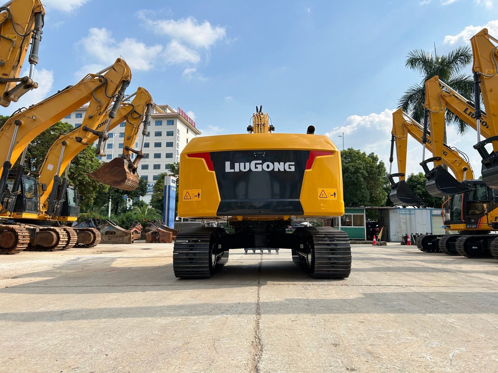 New Liugong 921F Excavator for Sale detail view