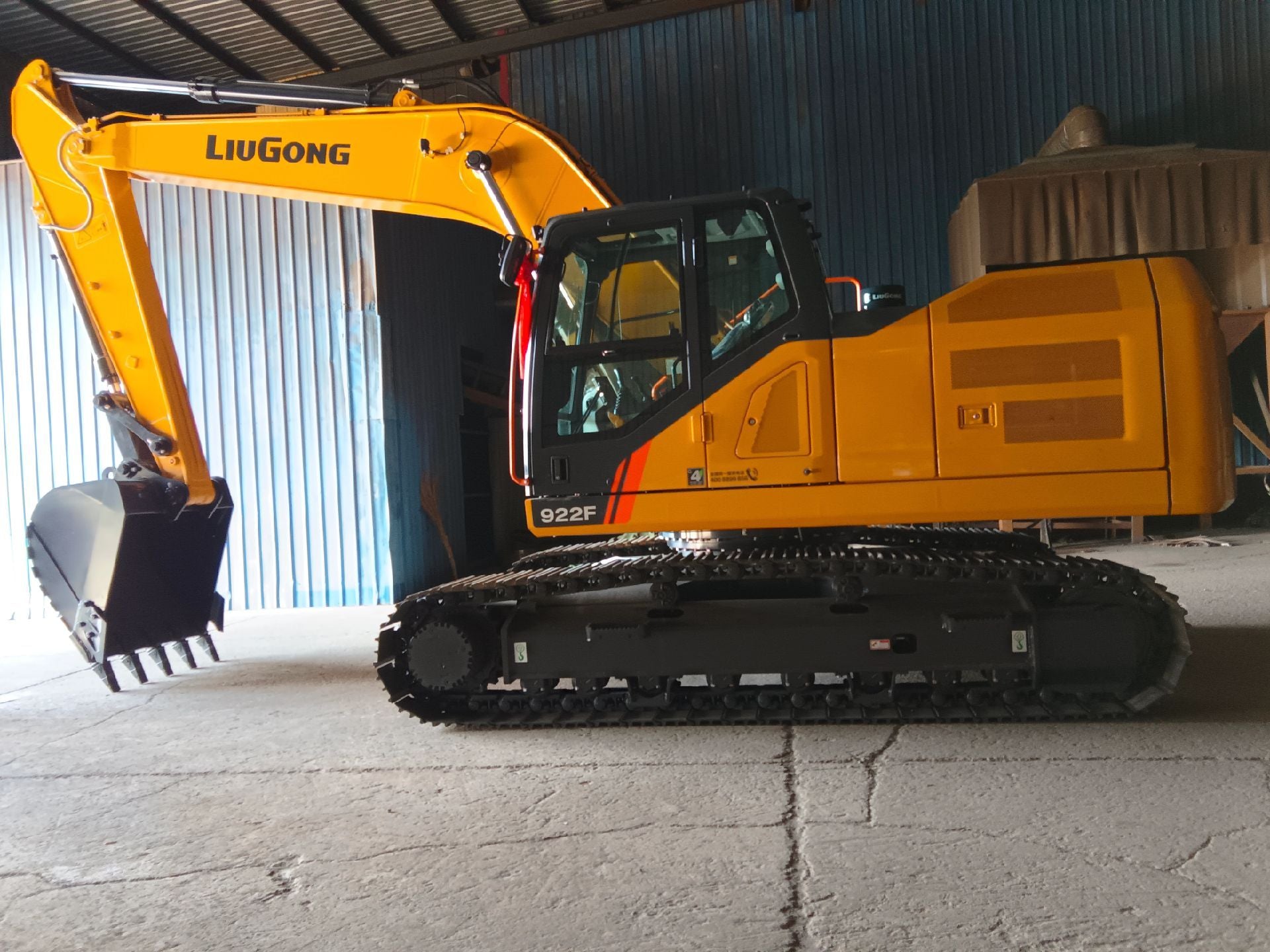 New Liugong 922F Excavator for Sale detail view