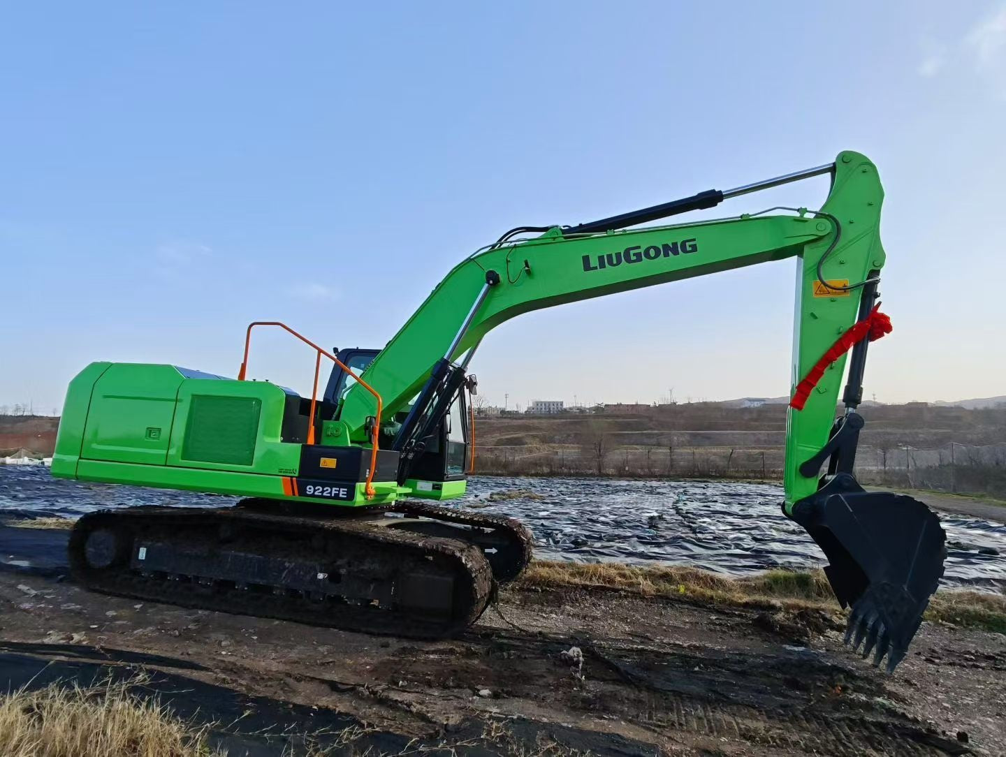 New Liugong 922FE Excavator for Sale rear side view