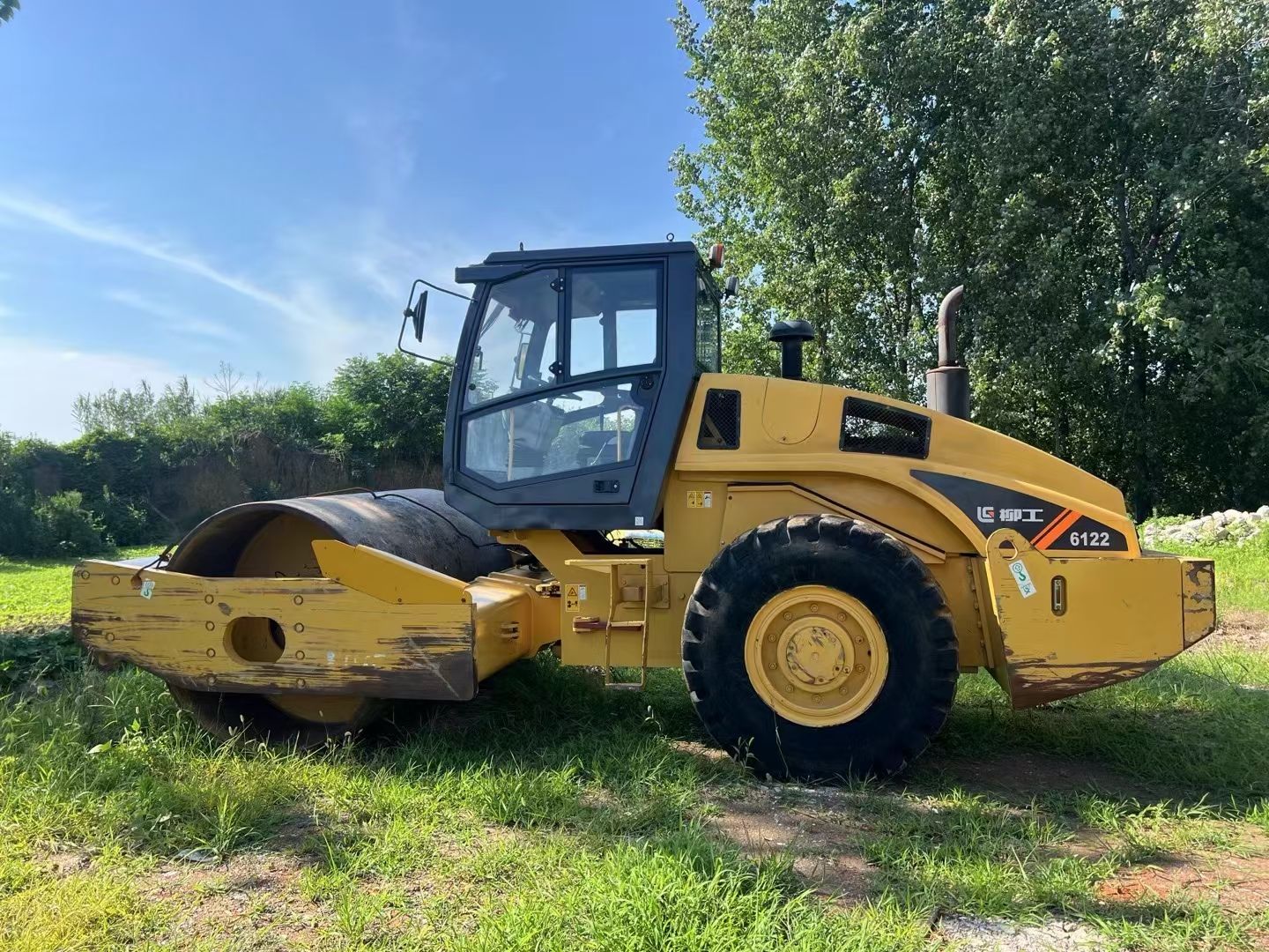 New Liugong 6122EG4 Road Roller for Sale detail view