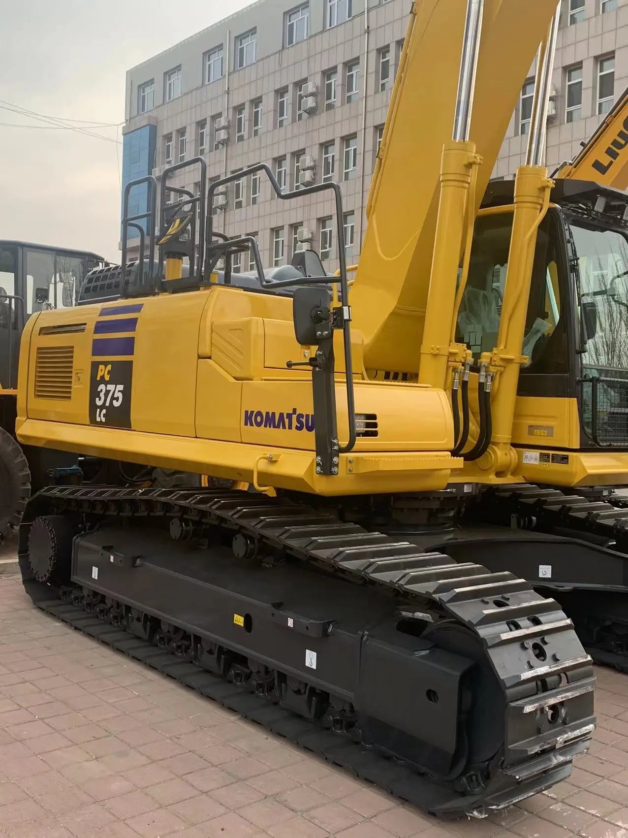 New Komatsu PC375LC-11M0 Excavator for Sale detail view