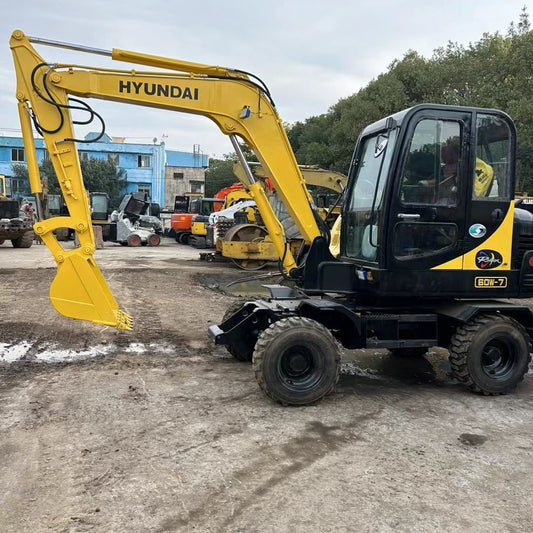 Used Hyundai R60W Excavator for Sale side view