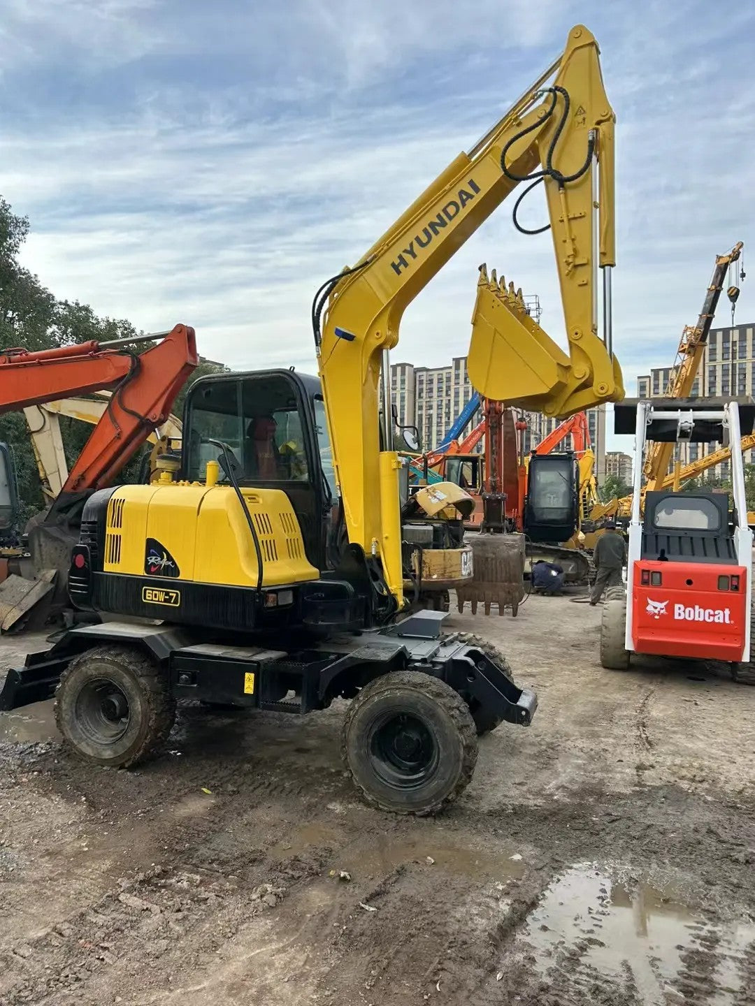 USED HYUNDAI R60W-7 WHEEL EXCAVATOR
