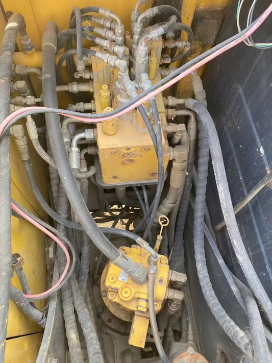 Used Hyundai R80-7 Excavator for Sale rear side view