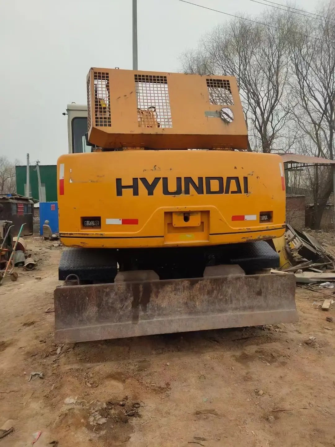 USED HYUNDAI R130W WHEEL EXCAVATOR