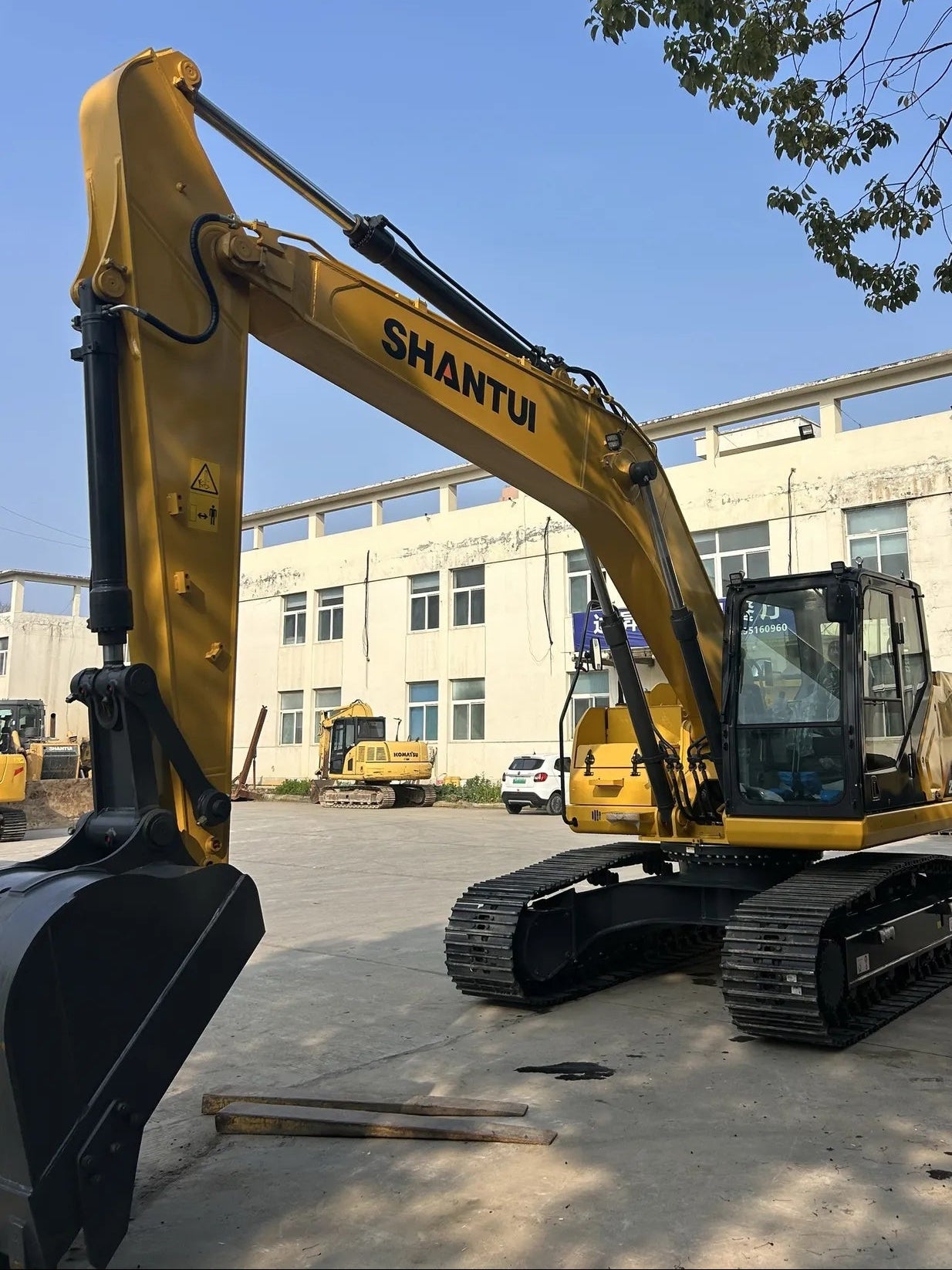 New Shantui SE205 Excavator for Sale front view