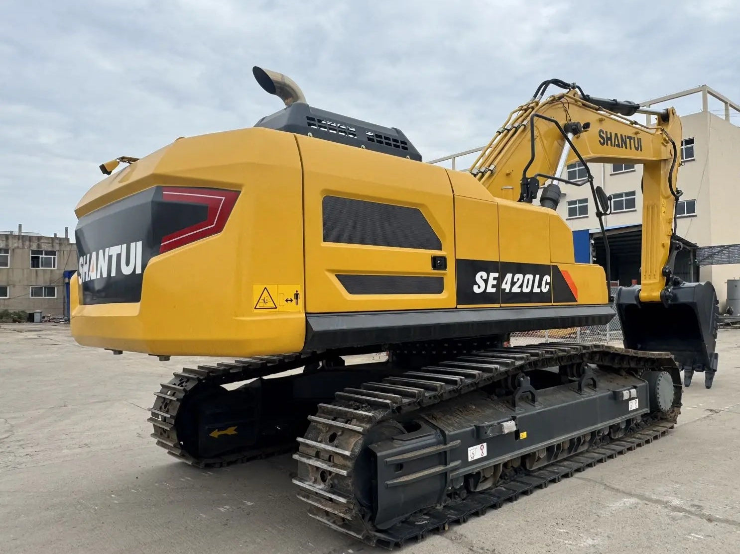 New Shantui SE420LC Excavator for Sale front view