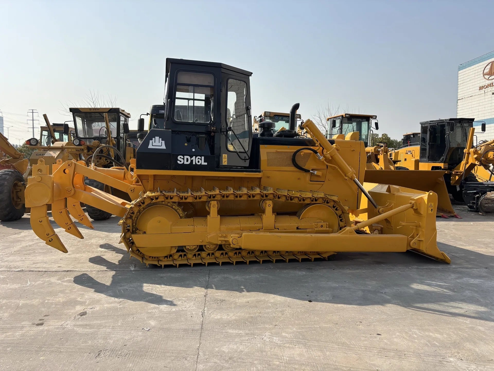 New Shantui SD16 Bulldozer for Sale rear side view