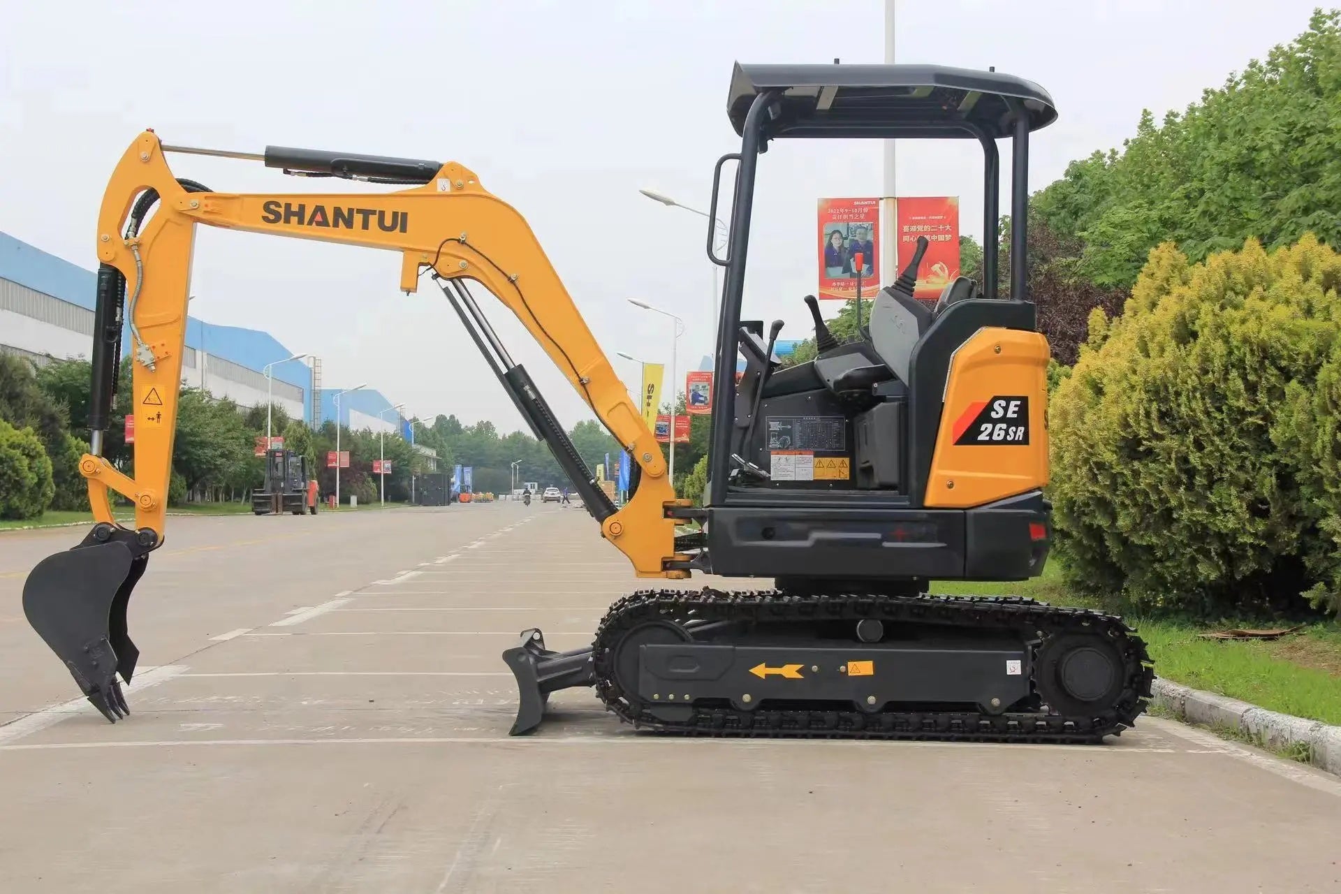 New Shantui SE26SR Excavator for Sale detail view