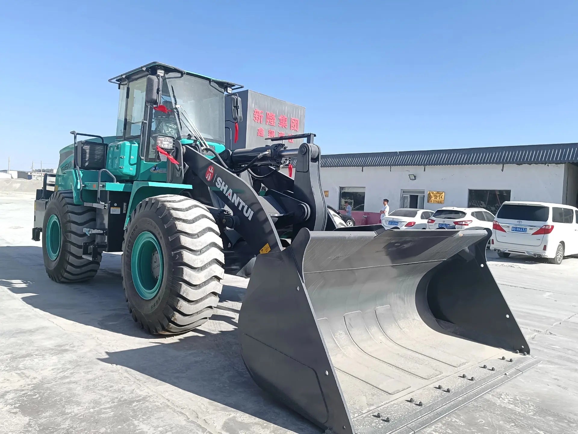New Shantui LE60-X5 Wheel Loader for Sale detail view