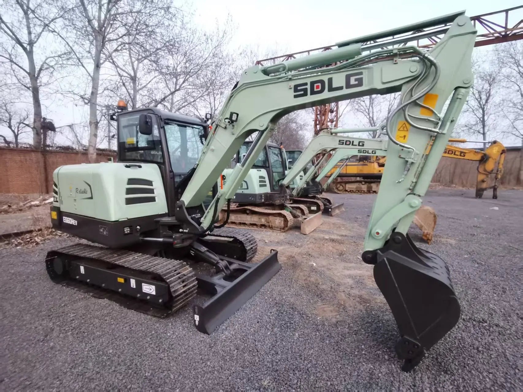 New Sdlg E660HEV Excavator for Sale detail view
