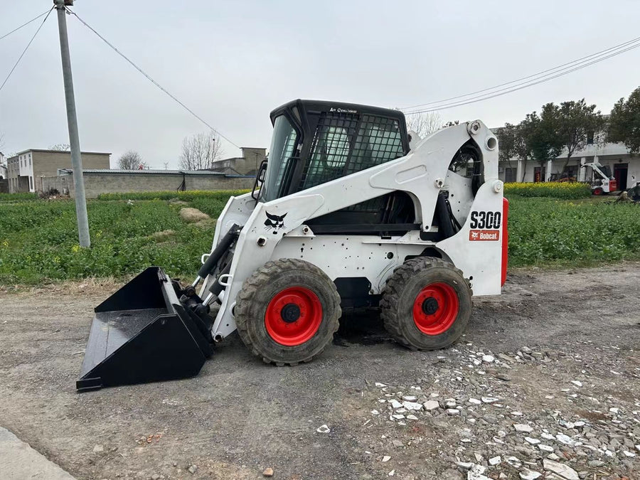 Used Bobcat S300 Skid Steer Loader for Sale | Bobcat S300 Price detail photo 5