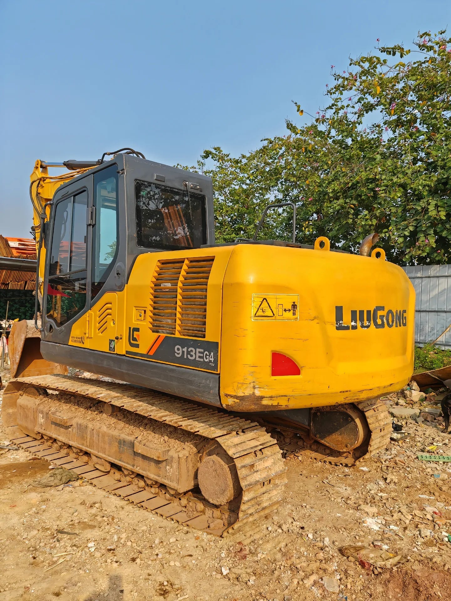 Used Liugong 913E Excavator for Sale front view