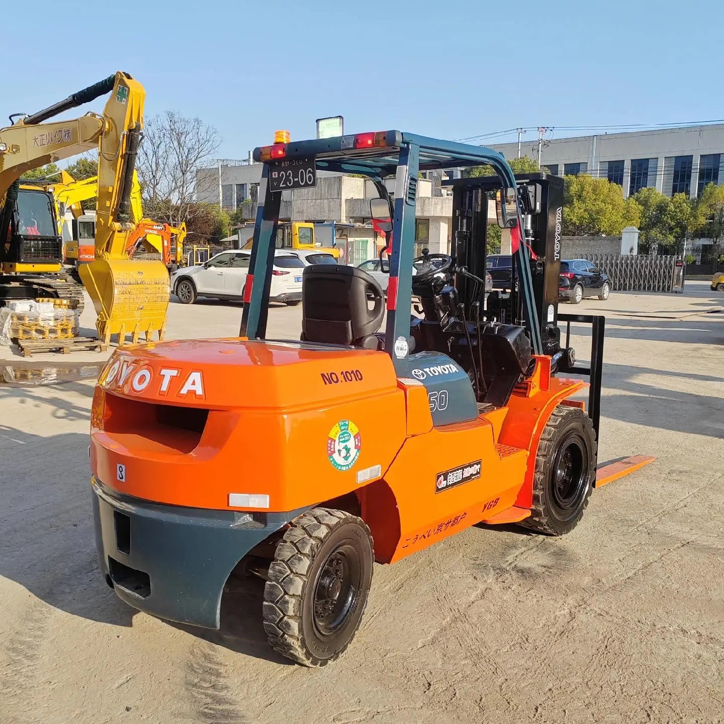 USED TOYOTA FORKLIFT FD50